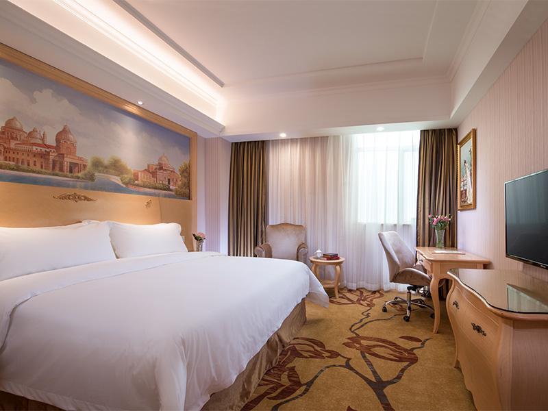 Vienna Hotel Banxuegang Road Shenzhen Zewnętrze zdjęcie